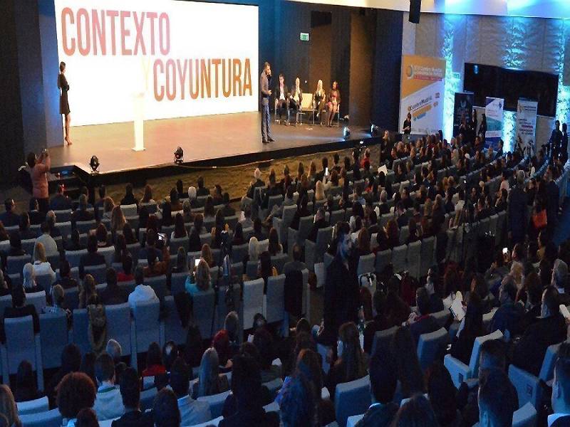 Cumbre Mundial de Comunicacion Política (1)