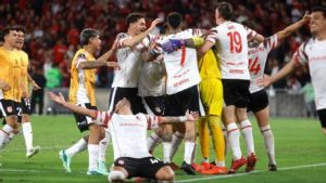 ESTUDIANTES FINALISTA DE LIBERTADORES