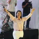 Elección en Perú: Fujimori supera a Sánchez por 44 mil votos