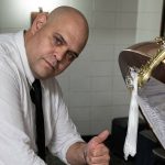 El hombre condenado por fotografiarse con el cuerpo de Maradona fue detenido como líder de una toma