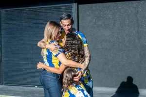 di maria y familia