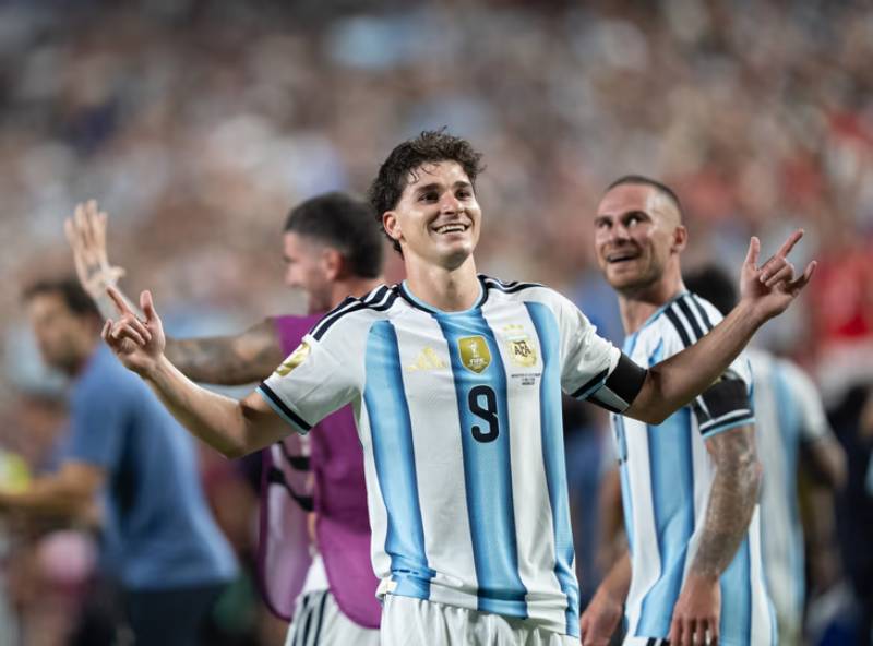 julian alvarez seleccion argentina