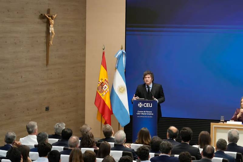 milei espana