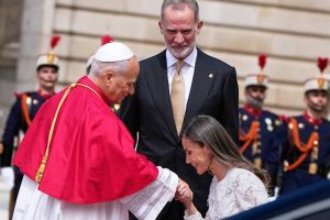 papa leon xiv y los reyes de espana