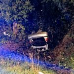Un auto volcó en Estancia Grande y sospechan que fue embestido
